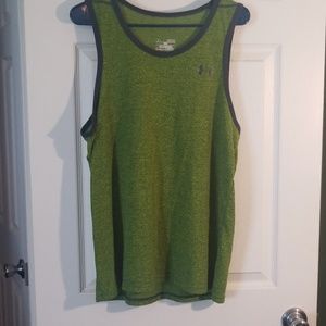 Size medium under armour tank